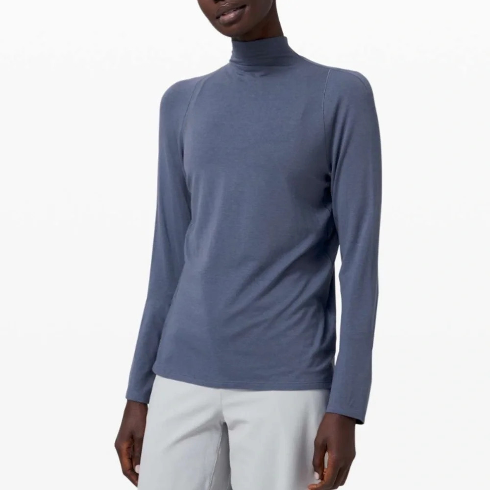 Lululemon Lab Kosaten Long Sleeve Blue Tee Linen Blend Sz 10